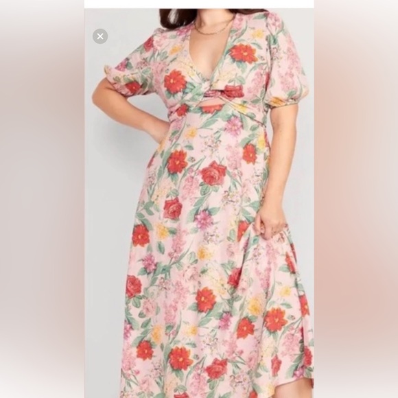 Old Navy | 2023 Linen Blend Floral Short Sleeve Twist Front Wrap Maxi Dress - Picture 2 of 3